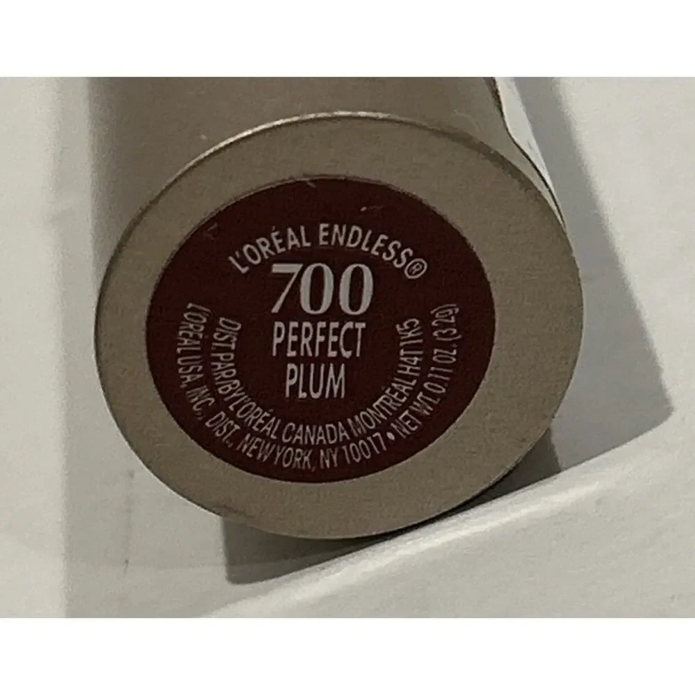 Endless Lipstick #700 Perfect Plum. HTF. Read